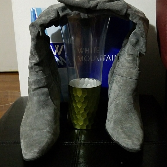 Boots - Picture 3 of 5